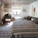 Apokryfo Traditional بيت ضيافة 4*