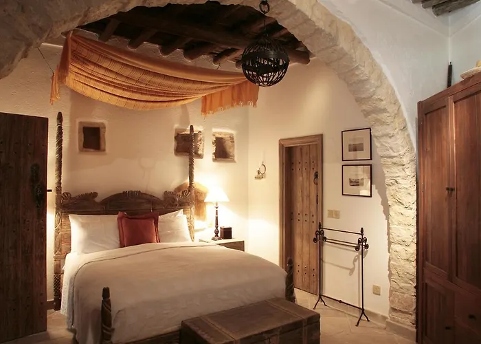 Apokryfo Traditional 4* Lofou