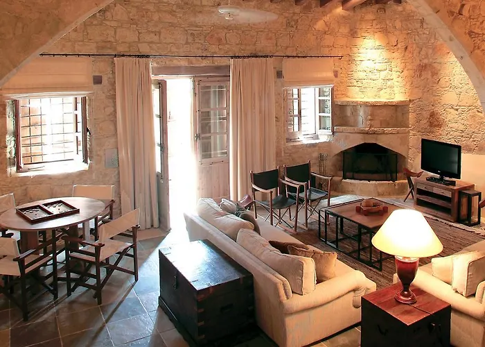 Apokryfo Traditional Pensionat 4*