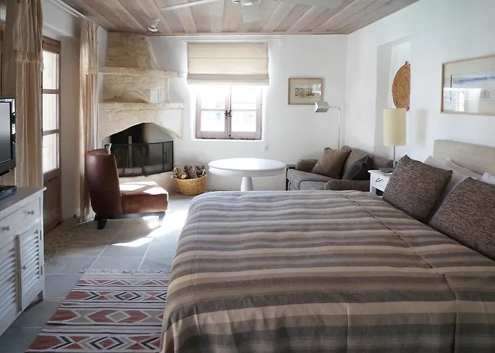 Apokryfo Traditional Pensionat 4*