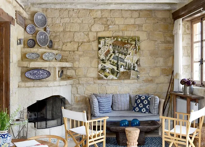 Apokryfo Traditional Pensionat Lofou