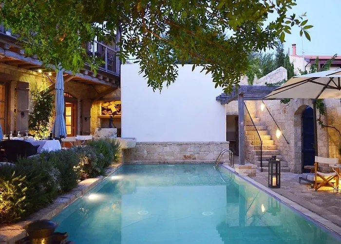 Pensionat Apokryfo Traditional 4*