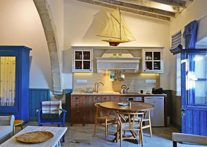 Apokryfo Traditional Lofou